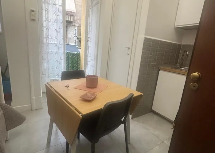 아파트 La Dimora Di Annalisa 나폴리